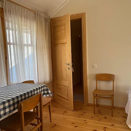 Mo Namas Palanga